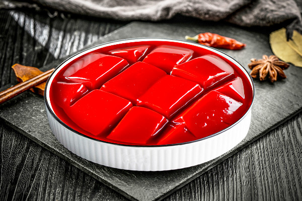 鴨血和什么菜搭配好吃 鴨血炒幾分鐘能熟 鴨血和什么菜搭配好吃 鴨血炒幾分鐘能熟