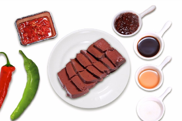 鴨血變質(zhì)了是什么樣的 鴨血有黑色斑點怎么回事 鴨血變質(zhì)了是什么樣的 鴨血有黑色斑點怎么回事