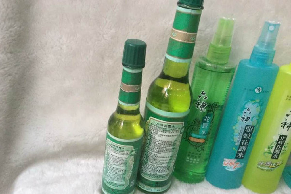 花露水味道太濃怎么去除 花露水味道幾小時(shí)能消失 花露水味道太濃怎么去除 花露水味道幾小時(shí)能消失