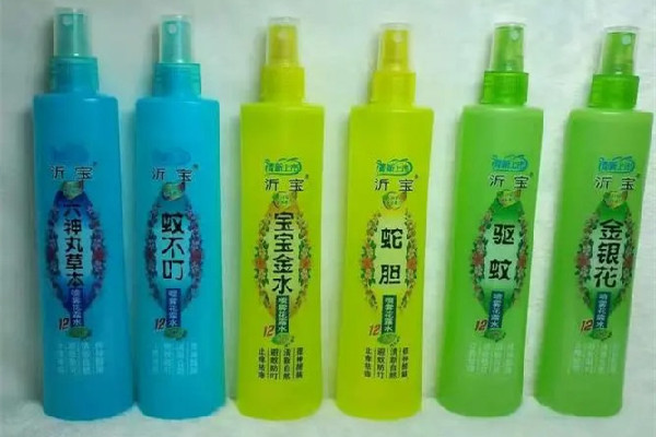 花露水和風(fēng)油精混合在一起有什么作用 花露水可以在封閉空間下使用嗎 花露水和風(fēng)油精混合在一起有什么作用 花露水可以在封閉空間下使用嗎