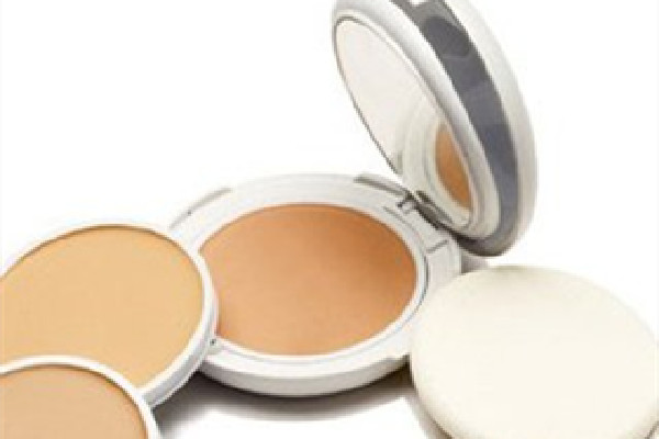 粉底膏和粉底液哪個好用 粉底膏和粉底液哪個傷害皮膚 粉底膏和粉底液哪個好用 粉底膏和粉底液哪個傷害皮膚