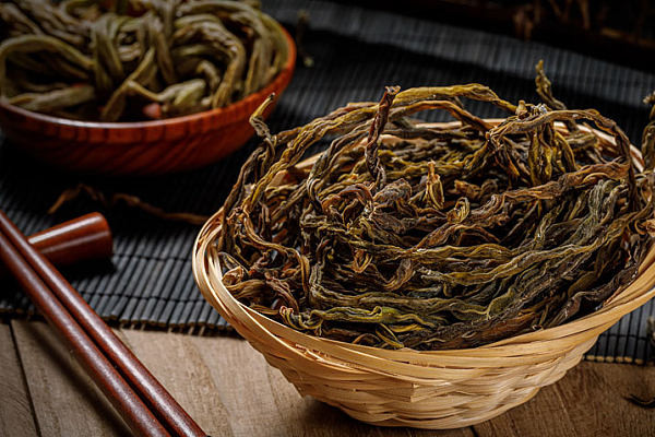 干豆角為什么是黑色的 干豆角時(shí)間長了還能吃嗎 干豆角為什么是黑色的 干豆角時(shí)間長了還能吃嗎