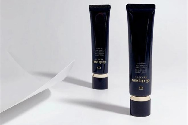 cpb隔離和香奈兒隔離乳哪個好用 cpb隔離的作用 cpb隔離和香奈兒隔離乳哪個好用 cpb隔離的作用