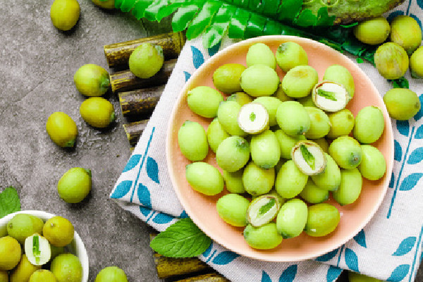 新鮮蓮子孕婦能生吃嗎 新鮮蓮子的功效 新鮮蓮子孕婦能生吃嗎 新鮮蓮子的功效