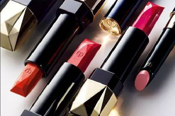 cpb口紅什么檔次 cpb口紅和tf口紅哪個(gè)好一點(diǎn) cpb口紅什么檔次 cpb口紅和tf口紅哪個(gè)好一點(diǎn)