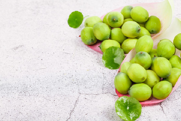 新鮮蓮子和干蓮子功效一樣嗎 新鮮蓮子和什么搭配最好 新鮮蓮子和干蓮子功效一樣嗎 新鮮蓮子和什么搭配最好