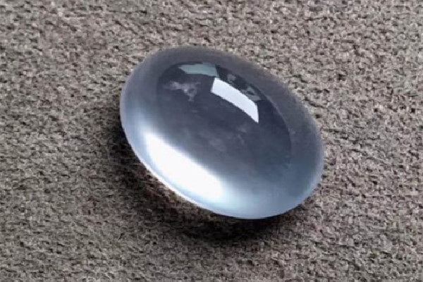 玻璃種翡翠如何鑒別真假 玻璃種翡翠有什么特征 玻璃種翡翠如何鑒別真假 玻璃種翡翠有什么特征