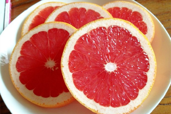 西柚的糖分含量高嗎 西柚會(huì)升血糖嗎 西柚的糖分含量高嗎 西柚會(huì)升血糖嗎