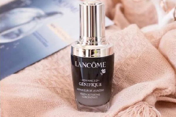 蘭蔻小黑瓶要不要疊加精華 蘭蔻小黑瓶要怎么搭配使用 蘭蔻小黑瓶要不要疊加精華 蘭蔻小黑瓶要怎么搭配使用