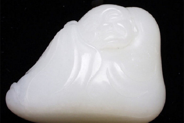 羊脂玉要用油保養(yǎng)嗎 羊脂玉怎么養(yǎng)才透亮 羊脂玉要用油保養(yǎng)嗎 羊脂玉怎么養(yǎng)才透亮