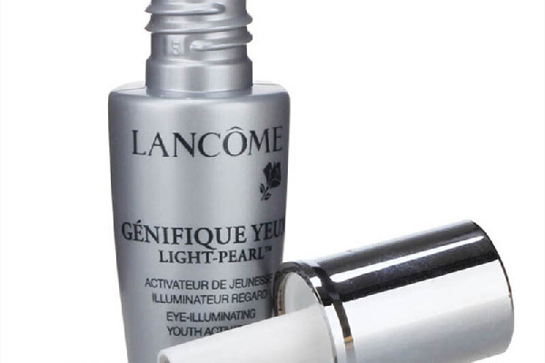 蘭蔻小黑瓶可以收縮毛孔嗎 蘭蔻小黑瓶對毛孔粗大有用嗎 蘭蔻小黑瓶可以收縮毛孔嗎 蘭蔻小黑瓶對毛孔粗大有用嗎