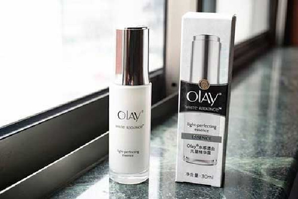 淡斑精華哪個(gè)牌子最好 淡斑精華和淡斑霜哪種效果好 淡斑精華哪個(gè)牌子最好 淡斑精華和淡斑霜哪種效果好