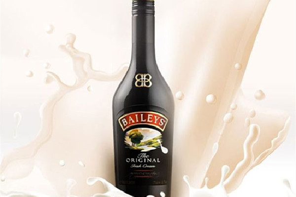 百麗甜酒兌什么好喝 百麗甜酒可以兌白酒嗎 百麗甜酒兌什么好喝 百麗甜酒可以兌白酒嗎