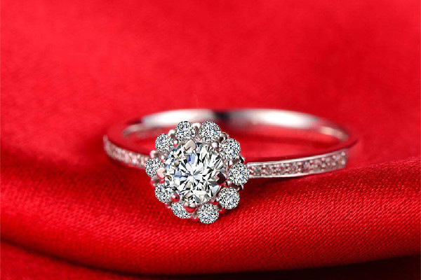 鉆戒一般在多少錢 鉆戒有回收價值嗎 鉆戒一般在多少錢 鉆戒有回收價值嗎