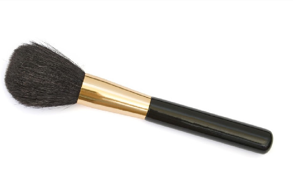 化妝刷用多久需要換 化妝刷掉毛了就要換嗎 化妝刷用多久需要換 化妝刷掉毛了就要換嗎