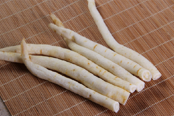 沙參吃的時(shí)候用不用去皮 沙參怎么做好吃 沙參吃的時(shí)候用不用去皮 沙參怎么做好吃