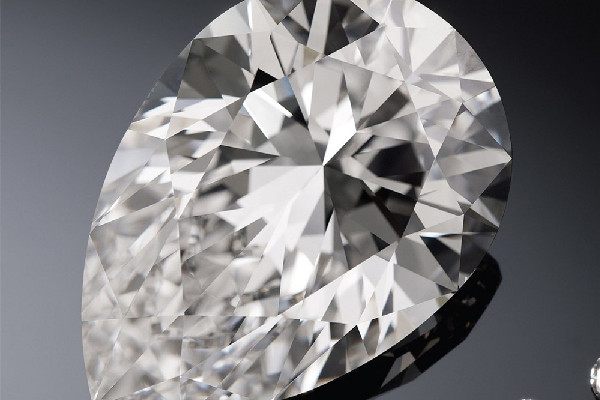 鉆石的等級分別是什么 鉆石買什么顏色等級好 鉆石的等級分別是什么 鉆石買什么顏色等級好