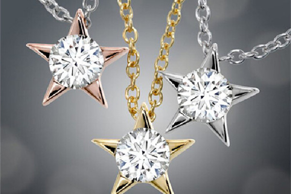 鉆石和莫桑石的區(qū)別 鉆石和莫桑石哪個(gè)更好 鉆石和莫桑石的區(qū)別 鉆石和莫桑石哪個(gè)更好