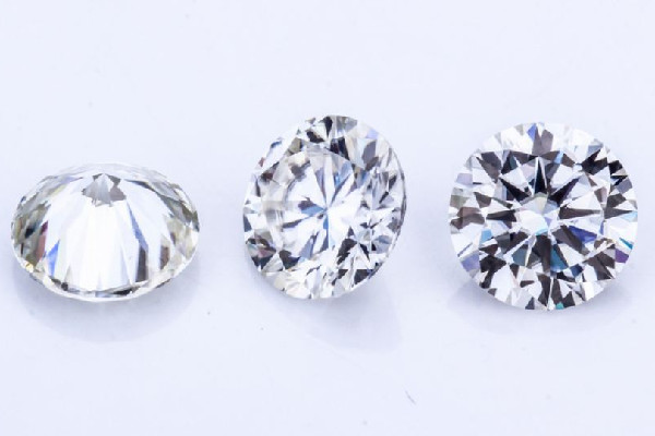 莫桑石是人工還是天然 莫桑石是什么寶石 莫桑石是人工還是天然 莫桑石是什么寶石