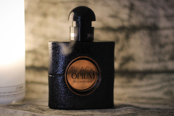 ysl黑鴉片香水適合什么女人 ysl黑鴉片為什么叫渣女香 ysl黑鴉片香水適合什么女人 ysl黑鴉片為什么叫渣女香