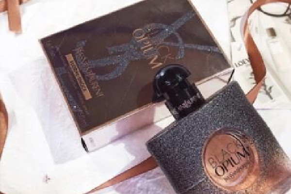 ysl黑鴉片香水有哪幾個版本 ysl黑鴉片香水會變味道嗎 ysl黑鴉片香水有哪幾個版本 ysl黑鴉片香水會變味道嗎