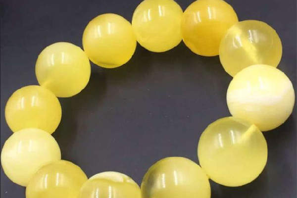 蜜蠟可以戴著洗澡不 蜜蠟佩戴注意事項(xiàng) 蜜蠟可以戴著洗澡不 蜜蠟佩戴注意事項(xiàng)