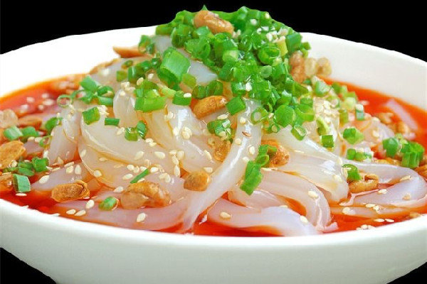 涼粉的作用與功效 涼粉可以降火嗎 涼粉的作用與功效 涼粉可以降火嗎