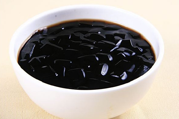 龜苓膏是什么東西 龜苓膏是燒仙草嗎 龜苓膏是什么東西 龜苓膏是燒仙草嗎