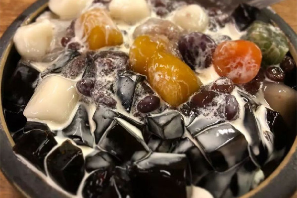 龜苓膏有苦味正常嗎 龜苓膏怎么搭配好吃 龜苓膏有苦味正常嗎 龜苓膏怎么搭配好吃