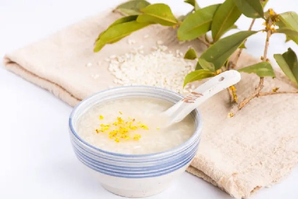 米酒可以下奶水嗎 米酒對女性有什么好處 米酒可以下奶水嗎 米酒對女性有什么好處