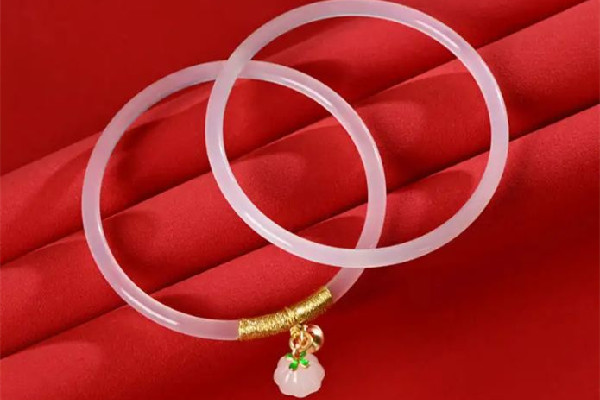 叮當(dāng)鐲容易碎么 叮當(dāng)鐲佩戴禁忌 叮當(dāng)鐲容易碎么 叮當(dāng)鐲佩戴禁忌