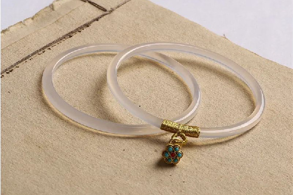 叮當(dāng)鐲容易碎么 叮當(dāng)鐲佩戴禁忌 叮當(dāng)鐲容易碎么 叮當(dāng)鐲佩戴禁忌