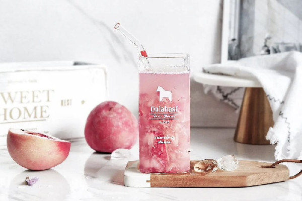 蜜桃烏龍茶屬于什么茶 蜜桃烏龍茶是涼性還是溫性 蜜桃烏龍茶屬于什么茶 蜜桃烏龍茶是涼性還是溫性