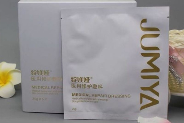 補(bǔ)水面膜要敷多久有效果 補(bǔ)水面膜的使用頻率 補(bǔ)水面膜要敷多久有效果 補(bǔ)水面膜的使用頻率