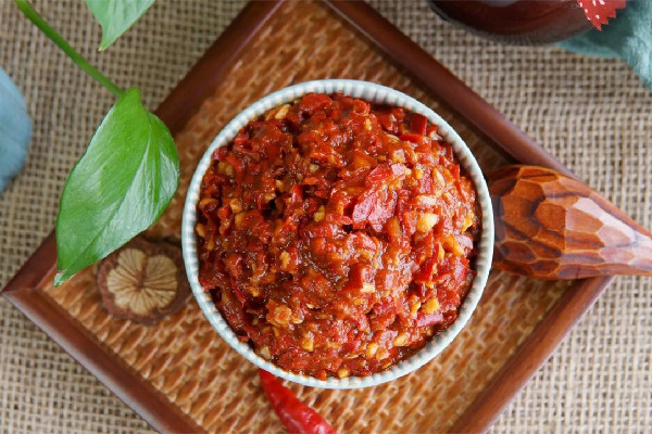 辣椒醬用什么辣椒比價(jià)好 辣椒醬是腌制食品嗎 辣椒醬用什么辣椒比價(jià)好 辣椒醬是腌制食品嗎