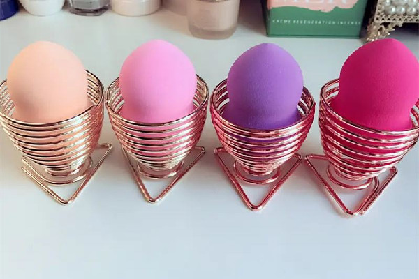 美妝蛋每次用了都要清洗嗎 美妝蛋多久更換一次比較好 美妝蛋每次用了都要清洗嗎 美妝蛋多久更換一次比較好