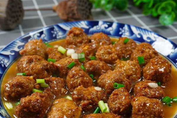 肉丸子煮多長(zhǎng)時(shí)間能熟 肉丸子冷水下鍋還是熱水下鍋 肉丸子煮多長(zhǎng)時(shí)間能熟 肉丸子冷水下鍋還是熱水下鍋