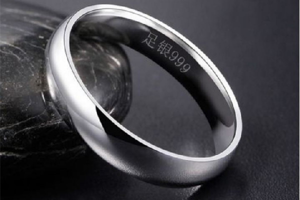純銀戒指是不是很軟 純銀戒指會(huì)有劃痕嗎 純銀戒指是不是很軟 純銀戒指會(huì)有劃痕嗎