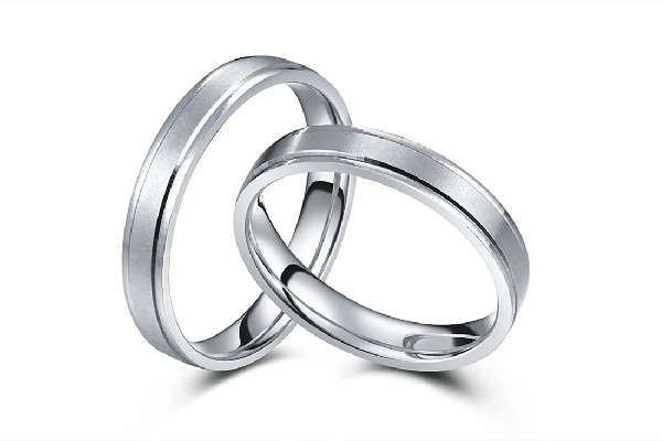 純銀戒指大概多少錢一個(gè) 純銀戒指買什么牌子的好 純銀戒指大概多少錢一個(gè) 純銀戒指買什么牌子的好