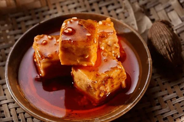 腐乳要放冰箱保存嗎 腐乳放冰箱為什么還會(huì)發(fā)霉 腐乳要放冰箱保存嗎 腐乳放冰箱為什么還會(huì)發(fā)霉