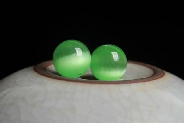 貓眼石有靈性認(rèn)主嗎 貓眼石要消磁嗎 貓眼石有靈性認(rèn)主嗎 貓眼石要消磁嗎