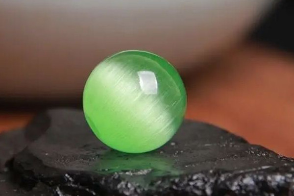 貓眼石會帶來好運(yùn)嗎 貓眼石和什么屬相犯沖 貓眼石會帶來好運(yùn)嗎 貓眼石和什么屬相犯沖