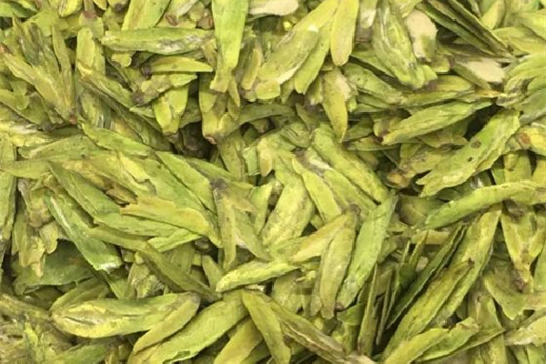龍井茶是新茶好還是陳茶好 龍井茶買什么樣的好 龍井茶是新茶好還是陳茶好 龍井茶買什么樣的好
