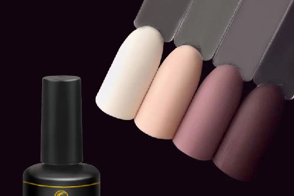 美甲封層鋼化的好還是免洗的好 美甲封層買哪種好 美甲封層鋼化的好還是免洗的好 美甲封層買哪種好