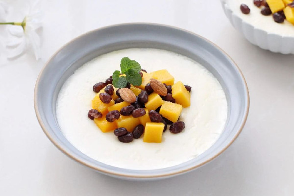 雙皮奶是哪里的特色美食 雙皮奶是什么材料做的 雙皮奶是哪里的特色美食 雙皮奶是什么材料做的