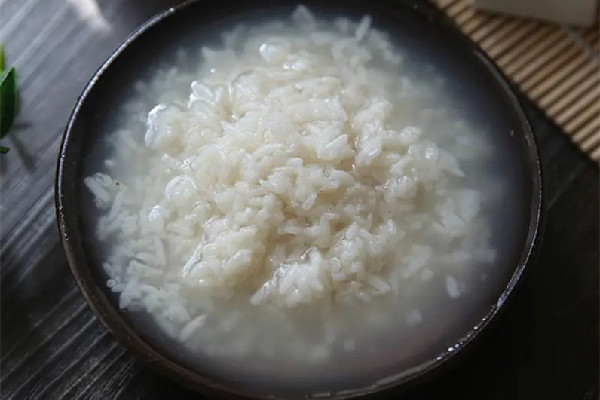 醪糟放久了產(chǎn)生酒味還能吃嗎 醪糟放久了會不會壞 醪糟放久了產(chǎn)生酒味還能吃嗎 醪糟放久了會不會壞