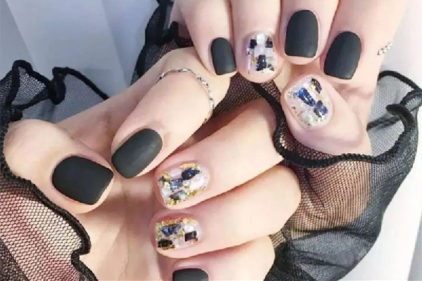 磨砂美甲能管多久 磨砂美甲怎么保持 磨砂美甲能管多久 磨砂美甲怎么保持