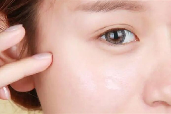 武漢淚溝填充哪家比較好 武漢哪家醫(yī)院淚溝修復(fù)好 武漢淚溝填充哪家比較好 武漢哪家醫(yī)院淚溝修復(fù)好