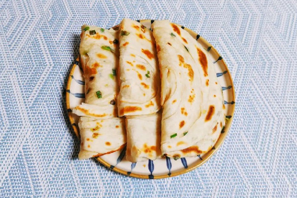 手抓餅和烤冷面哪個熱量高 手抓餅一次吃不完怎么放 手抓餅和烤冷面哪個熱量高 手抓餅一次吃不完怎么放