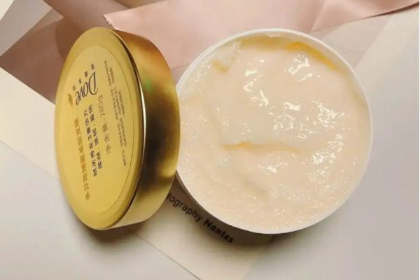 多芬小金碗發(fā)膜和歐萊雅黃金發(fā)膜哪個(gè)好用 多芬小金碗發(fā)膜什么顏